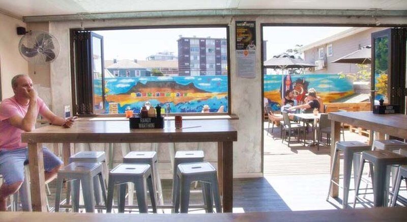 קייפטאון Never At Home Green Point מראה חיצוני תמונה The interior of the restaurant
