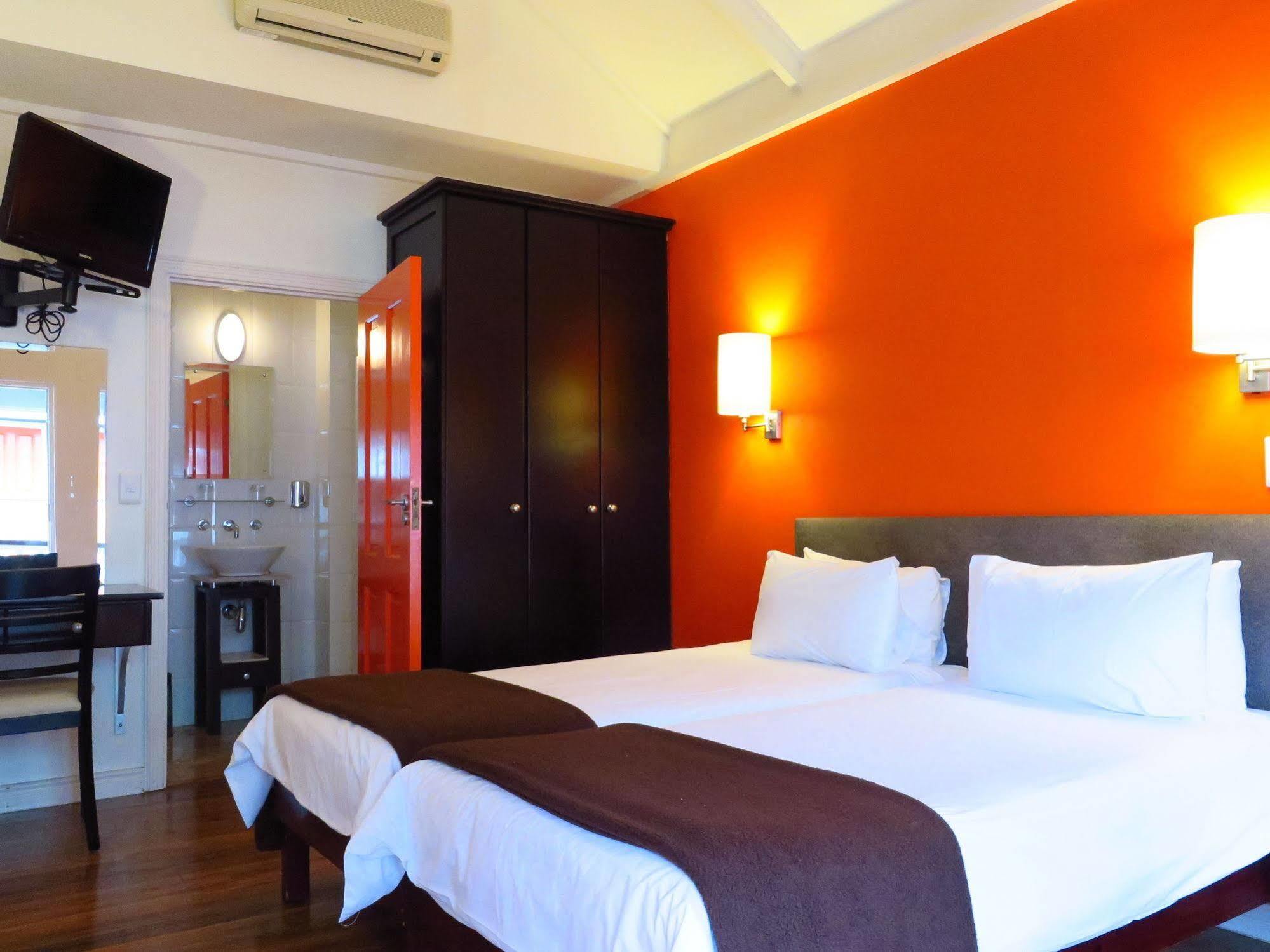 קייפטאון Never At Home Green Point מראה חיצוני תמונה A room at the hotel